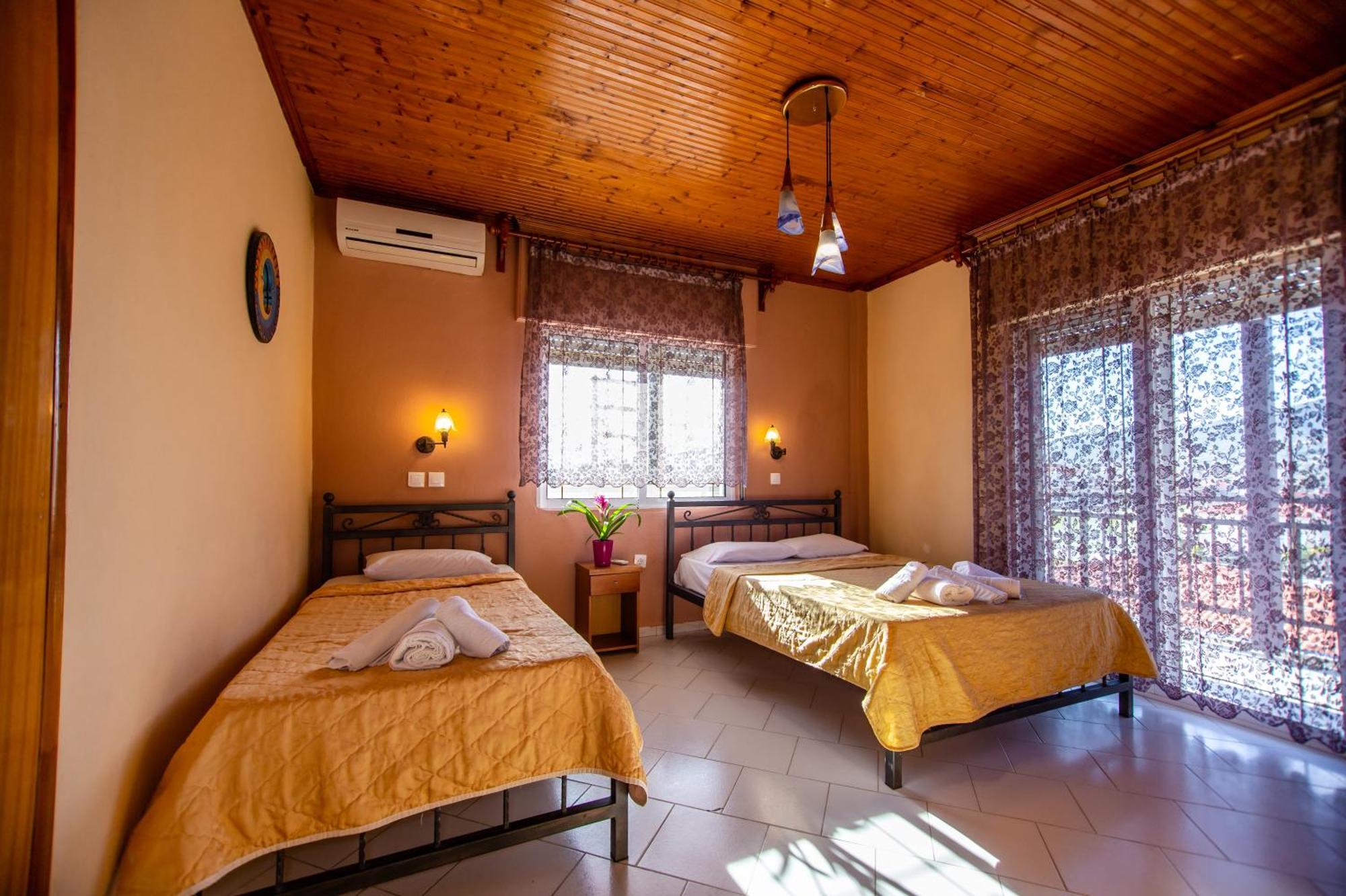 Vrasná Xenia Palace Luxury Apartments מראה חיצוני תמונה