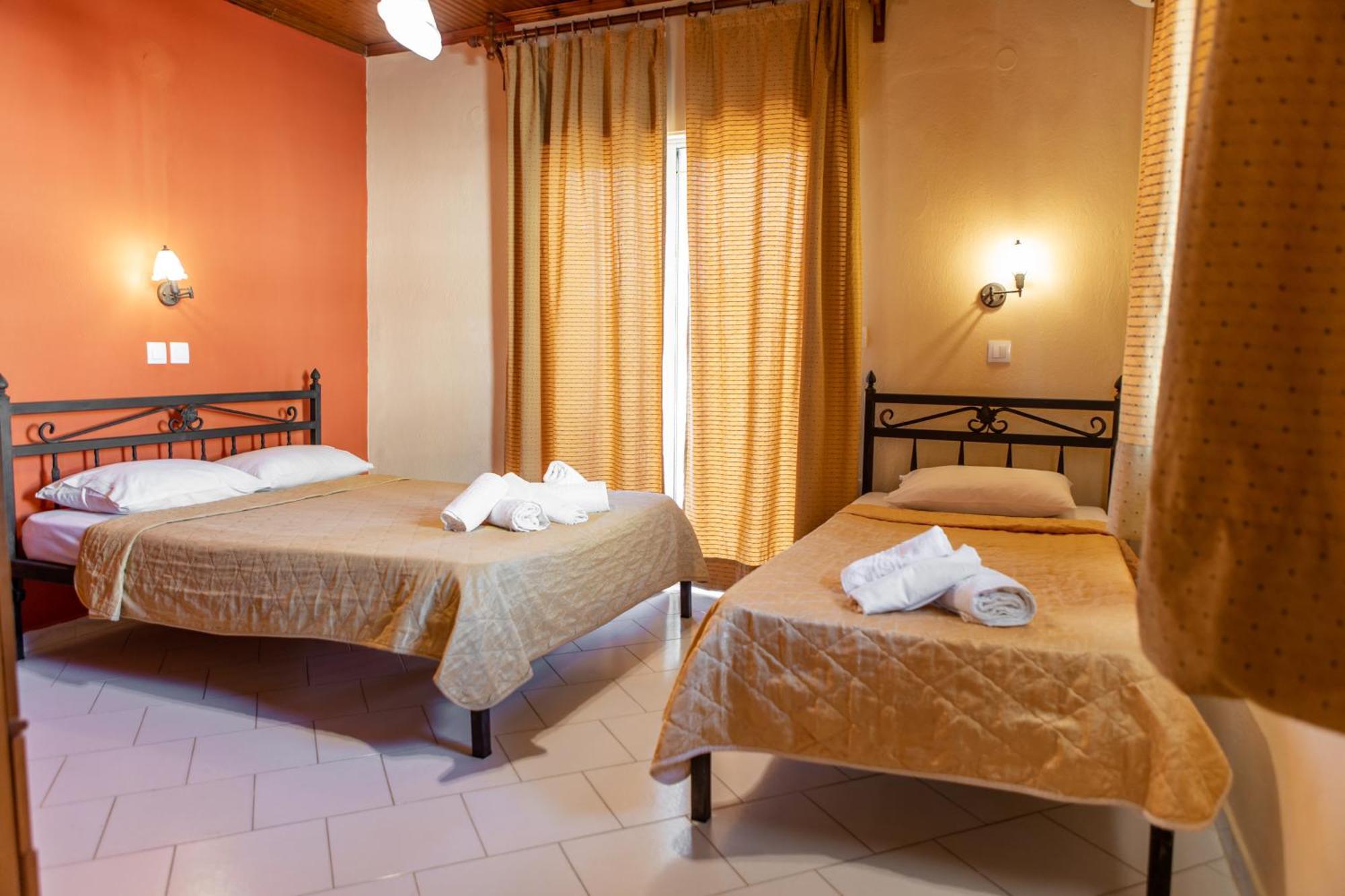 Vrasná Xenia Palace Luxury Apartments מראה חיצוני תמונה