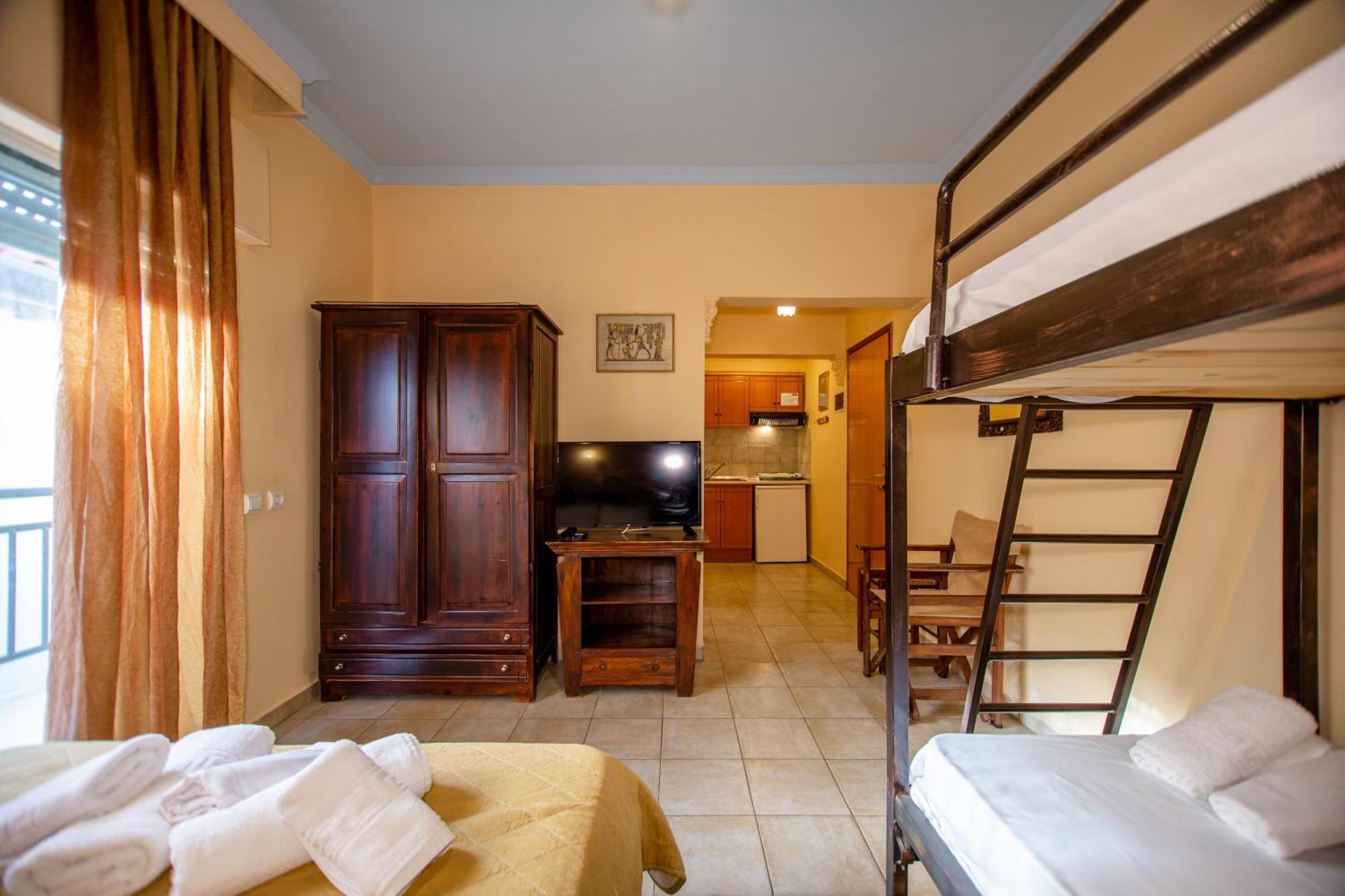 Vrasná Xenia Palace Luxury Apartments מראה חיצוני תמונה
